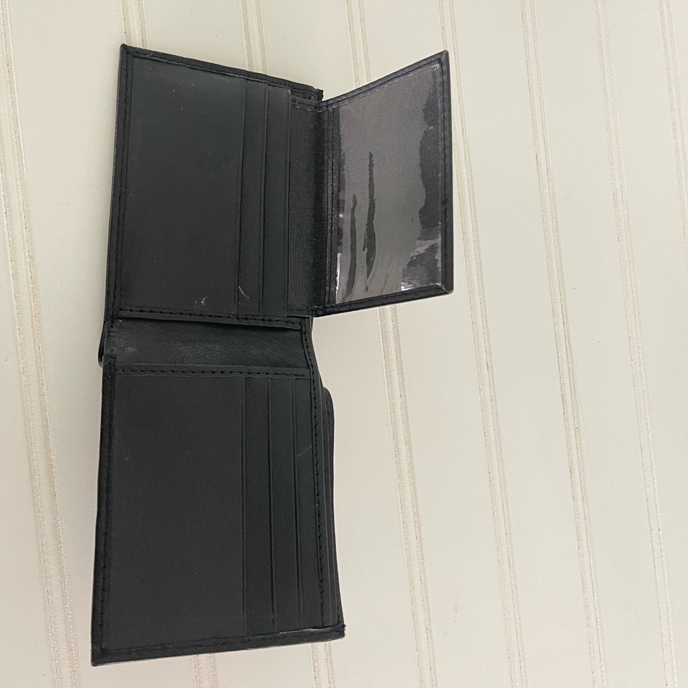 NWOT Black Leather Unbranded Bi-Fold Wallet Card Holder - Picture 4 of 5